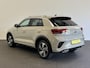 Volkswagen T-Roc 1.5 TSI 150pk DSG R-Line | Camera | Navigatie /Apple Carplay/Android Auto | Climate Control | Electrische kofferbak | Led | Dab | Adaptive Cruise Control