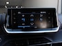 Peugeot 208 1.2 PureTech Allure Pack | Navigatie | Apple Carplay/Android Auto | Achteruitrij camera | Climate control | LED | Adaptieve cruise control | Parkeersensor achter | Verwarmde voorstoelen | Lichtmetalen velgen