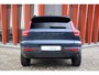 Volvo XC40 T4 Recharge R-Design | Stoelverwarming | Trekhaak | Panoramadak | Parkeercamera | Glossy Black | Keyless