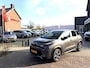 Citroën C3 Aircross 110 Pk Benzine * Hoge Zit Positie * * Airco * Cruise Control * Navigatie & Spotify via Apple Car Play / Android Auto * Dab Radio * Parkeer Sensoren * Vingerhoets; Vierde Generatie Eersteklas Service. Al meer dan 100 jaar een begrip in de Brabantse Kempen.