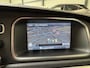 Volvo V40 1.6 T3 Momentum / LEDER / NAVI / CAMERA /