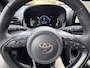 Toyota Yaris Cross HYBRID 130 DYNAMIC PARK-SENSOREN BLIND-SPOT APPLE/ANDROID STOEL/STUURVERW 18"LM-VELGEN EL-ACHTERKLEP KEYLESS AD-CRUISE CAMERA