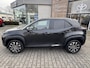 Toyota Yaris Cross HYBRID 130 DYNAMIC PARK-SENSOREN BLIND-SPOT APPLE/ANDROID STOEL/STUURVERW 18"LM-VELGEN EL-ACHTERKLEP KEYLESS AD-CRUISE CAMERA