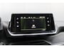 Peugeot 2008 1.2 PureTech Allure Pack - Camera - PDC - Cruise - DAB - Carplay - Airco Automatisch - Rijklaar
