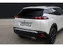 Peugeot 2008 1.2 PureTech Allure Pack - Camera - PDC - Cruise - DAB - Carplay - Airco Automatisch - Rijklaar
