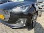 Suzuki Swift 1.2 Stijl Smart Hybrid, Stoelverwarming,Apple Carplay/Android,L.M.Velgen,Navigatie,Cruise control
