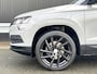Skoda Karoq 1.5 TSI 150pk ACT Ambition | Trekhaak | Navigatie | Adaptive Cruise