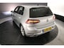 Volkswagen Golf Highline 1.5 TSI 150pk DSG Automaat Adaptive cruise control, Navigatie, LED koplampen, Parkeersensoren, Stoelverwarming, Airco, DAB, Radio