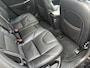 Volvo V40 2.0 T4 Business Sport / R-DESIGN / LEER / NAVI / CRUISE / STOELVERWARMING
