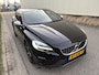 Volvo V40 2.0 T4 Business Sport / R-DESIGN / LEER / NAVI / CRUISE / STOELVERWARMING