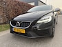 Volvo V40 2.0 T4 Business Sport / R-DESIGN / LEER / NAVI / CRUISE / STOELVERWARMING