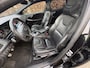 Volvo V40 2.0 T4 Business Sport / R-DESIGN / LEER / NAVI / CRUISE / STOELVERWARMING