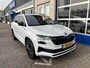 Skoda Karoq 1.5 TSI ACT Sportline Business / TREKHAAK/ STUUR+STOELVERWARM.V+A/ PARK.SENSOR.V+A/ CAMERA/ DCC/ SMARTLINK/ ACC/ KEYLESS/ NAVI/ RIJ-MODI/ CLIMA/ DAB/ LED/ DIGITAL DASH/ ISOFIX/ 18'' LMV