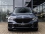 BMW X5 xDrive45e High Executive | M-SPORT | SKY LOUNGE PANORAMA/SCHUIF-KANTELDAK | BOWERS & WILKINS | STOELMASSAGE | STOELVENTILATIE | M-SPORT MULTIFUNCTIONELE STOELEN | BMW LASER LIGHT | INTEGRAL ACTIVE STEERING | 21 INCH | NL AUTO | ARCTIC GRAU | BTW |