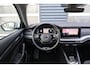 Skoda Octavia Combi 1.0 e-TSI 110pk DSG Ambition | Trekhaak | Navigatie | Apple Carplay/ Android Auto | Parkeersensoren | Airco Automatische | DAB