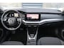 Skoda Octavia Combi 1.0 e-TSI 110pk DSG Ambition | Trekhaak | Navigatie | Apple Carplay/ Android Auto | Parkeersensoren | Airco Automatische | DAB