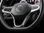 Volkswagen Golf 1.5 204pk DSG eHybrid Life Edition · Camera · Keyless · Apple/Android Car Play · Sfeerverlichting · Stoel-&Stuurverwarming · 18'' Inch · 10-06-2029 of 100.000km