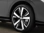 Volkswagen Golf 1.5 204pk DSG eHybrid Life Edition · Camera · Keyless · Apple/Android Car Play · Sfeerverlichting · Stoel-&Stuurverwarming · 18'' Inch · 10-06-2029 of 100.000km