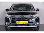Mitsubishi Outlander 2.0 / CarPlay / Trekhaak / Cam / 4s Band
