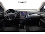 Mitsubishi Outlander 2.0 / CarPlay / Trekhaak / Cam / 4s Band