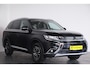 Mitsubishi Outlander 2.0 / CarPlay / Trekhaak / Cam / 4s Band