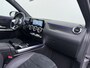 Mercedes-Benz GLA 180 AMG // Camera // Elek. Achterklep // Sfeerverlichting // Night pakket // 19" AMG Velgen // LED