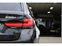 BMW 5-Serie Touring 530e M-Sport | Laser| Panoramadak |Sfeerverlichting | Trekhaak | Comfortstoelen | Carplay | Assist | 49dkm !!