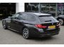 BMW 5-Serie Touring 530e M-Sport | Laser| Panoramadak |Sfeerverlichting | Trekhaak | Comfortstoelen | Carplay | Assist | 49dkm !!