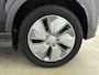 Hyundai Kona Electric EV FASHION 64 kWh | DODEHOEK DETECTIE | PDC | 3 FASEN | WARMTEPOMP | CAMERA | CLIMA | CRUISE | NAVI | STOELVERWARMING | STUURVERWARMING | PRIVACY GLASS |