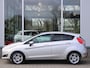 Ford Fiesta 1.0 EcoBoost Titanium Automaat 2e Eigenaar, Trekhaak, Voorruitverwarming, Climate Control, Achteruitrijcamera