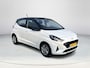 Hyundai i10 1.0 Premium | Apple Carplay/Android Auto | Achteruitrijcamera | Climate control |Parkeersenoren achter|