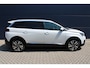 Peugeot 5008 1.2 Turbo 130pk Allure Avantage Automaat | WINTERSALE | Navigatie | Camera | Apple Carplay | Parkeersensoren V+A | 7-Zits |