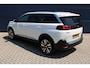 Peugeot 5008 1.2 Turbo 130pk Allure Avantage Automaat | WINTERSALE | Navigatie | Camera | Apple Carplay | Parkeersensoren V+A | 7-Zits |