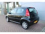 Peugeot 107 1.0-12V XS Premium 5-drs Automaat Airco met nieuwe APK