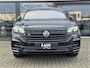 Volkswagen Touareg 3.0 TSi 4MOTION R + PANO DAK + LED + TREKHAAK + LUCHTVERING
