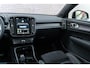 Volvo EC40 Single Motor Extended Range Plus 82 kWh | Trekhaak | Panoramadak | Keyless | Harman Kardon Audio | Elektrische Achterklep | 360 camera | Stoel-/Stuurverwarming | Adaptieve Cruise | Getint Glas | Luxe Bekleding |