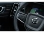 Volvo EC40 Single Motor Extended Range Plus 82 kWh | Trekhaak | Panoramadak | Keyless | Harman Kardon Audio | Elektrische Achterklep | 360 camera | Stoel-/Stuurverwarming | Adaptieve Cruise | Getint Glas | Luxe Bekleding |