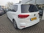 Volkswagen Touran 1.5 TSI R-line 7p carplay navi camera virtual cockpit. panoramdak keyless trekhaak