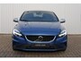 Volvo V40 T3 Automaat Polar+ Sport | Trekhaak | Panoramadak | Climate Control | Stoelverwarming | Parkeerverwarming | Volvo on Call | Harman Kardon Premium Audio | Parkeercamera | Parkeersensoren voor + achter | Keyless Entry