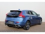Volvo V40 T3 Automaat Polar+ Sport | Trekhaak | Panoramadak | Climate Control | Stoelverwarming | Parkeerverwarming | Volvo on Call | Harman Kardon Premium Audio | Parkeercamera | Parkeersensoren voor + achter | Keyless Entree