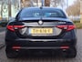 Alfa Romeo Giulia 2.0T Super Adaptive CC / Navi/ Camera /Pdc / Carplay /Stoel/Stuurverw / Automaat Gechipt