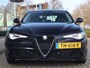 Alfa Romeo Giulia 2.0T Super Adaptive CC / Navi/ Camera /Pdc / Carplay /Stoel/Stuurverw / Automaat