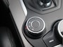 Alfa Romeo Giulia 2.0T Super Adaptive CC / Navi/ Camera /Pdc / Carplay /Stoel/Stuurverw / Automaat Gechipt 310pk - 460nm koppel