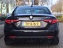Alfa Romeo Giulia 2.0T Super Adaptive CC / Navi/ Camera /Pdc / Carplay /Stoel/Stuurverw / Automaat