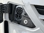 Volkswagen e-Transporter Caravelle 32 L1H1 Life 64 kWh Automaat 8 PERSOONS / garantie tot 12-2027 / WLTP 305 km / Stone Gray / Warmtepomp / Apple Carplay/Android Auto / Licht en zicht-pakket / Keyless entry / draadloze telefoonlader /