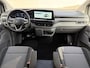 Volkswagen e-Transporter Caravelle 32 L1H1 Life 64 kWh Automaat 8 PERSOONS / garantie tot 12-2027 / WLTP 305 km / Stone Gray / Warmtepomp / Apple Carplay/Android Auto / Licht en zicht-pakket / Keyless entry / draadloze telefoonlader /
