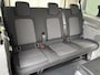 Volkswagen e-Transporter Caravelle 32 L1H1 Life 64 kWh Automaat / NIEUW/ Fabrieksgarantie tot 12-2027 / 8 Persoons / Stone Gray / Warmtepomp / Apple Carplay/Android Auto / Licht en zicht-pakket / Keyless entry / draadloze telefoonlader /