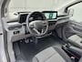 Volkswagen e-Transporter Caravelle 32 L1H1 Life 64 kWh Automaat / NIEUW/ Fabrieksgarantie tot 12-2027 / 8 Persoons / Stone Gray / Warmtepomp / Apple Carplay/Android Auto / Licht en zicht-pakket / Keyless entry / draadloze telefoonlader /