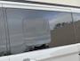 Volkswagen e-Transporter Caravelle 32 L1H1 Life 64 kWh Automaat 8 PERSOONS / garantie tot 12-2027 / WLTP 305 km / Stone Gray / Warmtepomp / Apple Carplay/Android Auto / Licht en zicht-pakket / Keyless entry / draadloze telefoonlader /