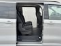 Volkswagen e-Transporter Caravelle 32 L1H1 Life 64 kWh Automaat / NIEUW/ Fabrieksgarantie tot 12-2027 / 8 Persoons / Stone Gray / Warmtepomp / Apple Carplay/Android Auto / Licht en zicht-pakket / Keyless entry / draadloze telefoonlader /